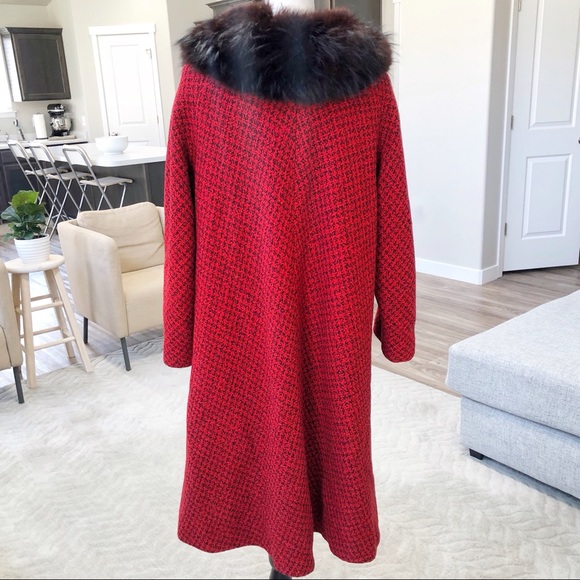 Vintage Red Coat Dark Fur Collar Women M Oversized - Picture 9 of 11